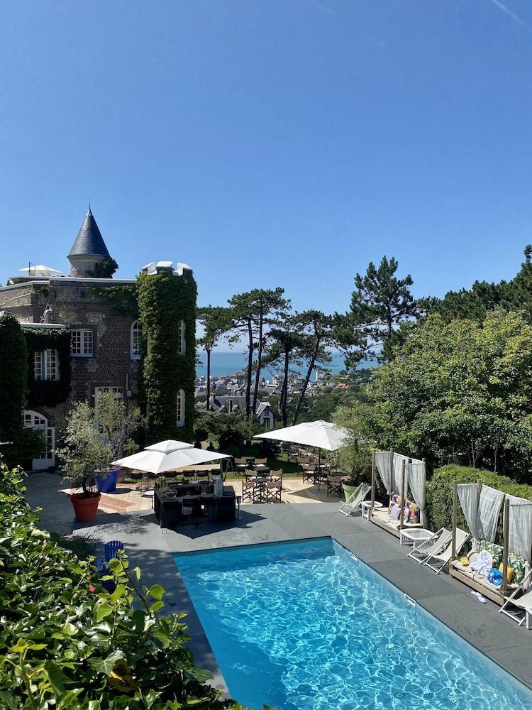 Domaine Saint Clair - Le Donjon Hotel Étretat Buitenkant foto