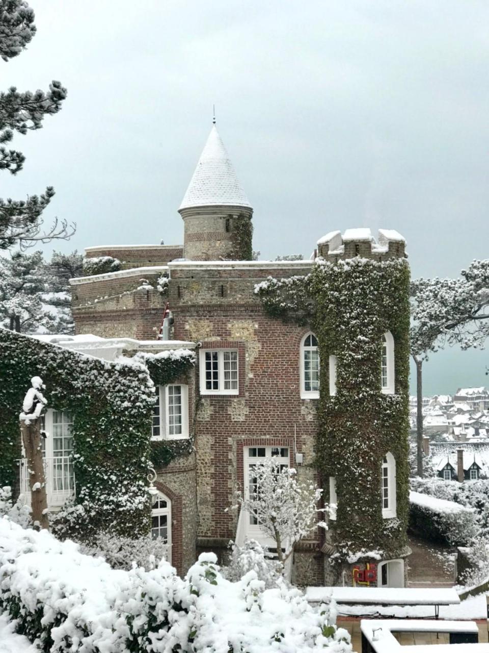 Domaine Saint Clair - Le Donjon Hotel Étretat Buitenkant foto